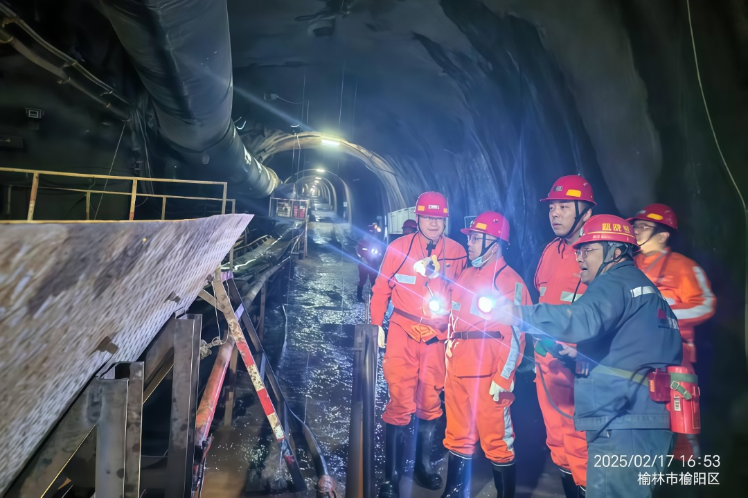 刘进军到郭家滩煤矿督导检查项目建设工作2.17.png